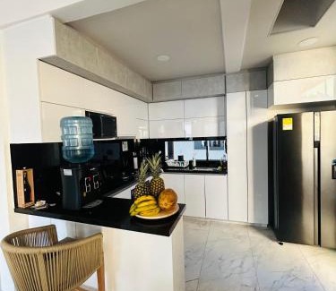 Girardot House | Casa Palmera Privada