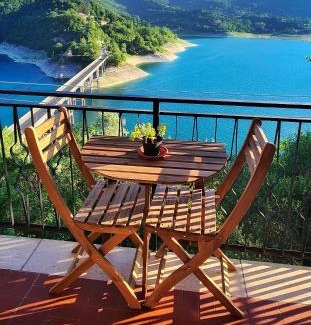 Castel di Tora House | Casa panorama vista lago Turano