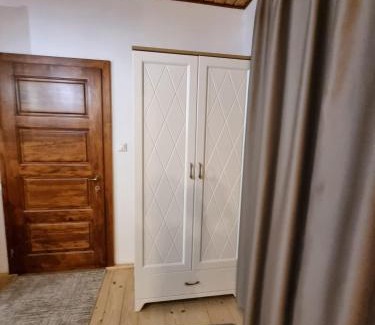 Historic Center House | Casa Pasajul Scarilor