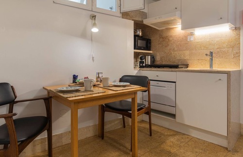 Sintra Apartment | Casa Pendôa 10 | Twin Room | Self Check-in Online