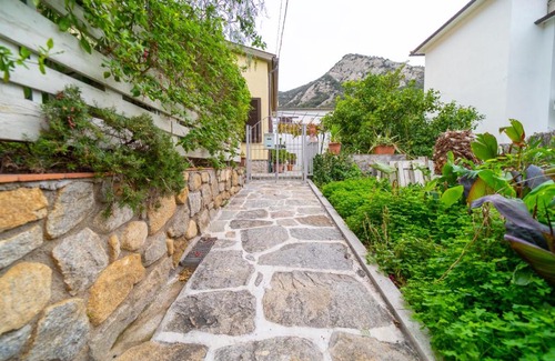 Pomonte Apartment | Casa Pepe - Goelba