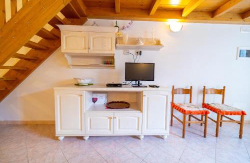 Pomonte Apartment | Casa Pepe - Goelba