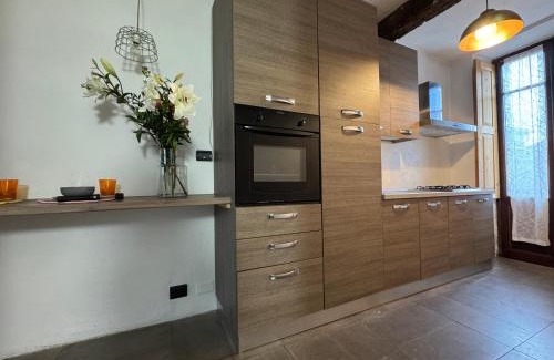Nizza Monferrato Apartment | Casa Piazza del Campanon