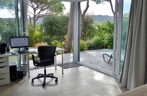 Port de la Selva Apartment | Casa PICCOLINA Ground floor apartment by the sea in Cap de C park