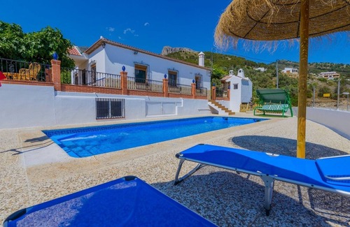 Canillas de Aceituno Villa | Casa Pilar de Canillas de Aceituno by Ruralidays