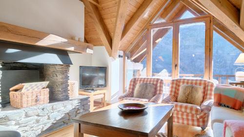 Benos House | CASA PINCELA