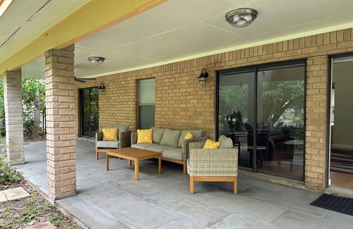Rancho Viejo House | Casa Pizarro- Family Friendly Home on the Resaca in a Country Club Neighborhood!