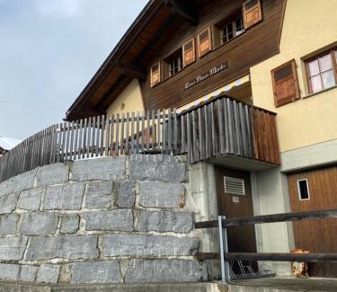 Ruschein Ski Chalet | Casa Plaun Martin