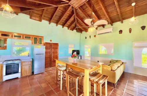 Roatan House | ⁠Casa Promesa @ Second Bight Area