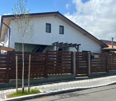 Eforie House | Casa.Puf
