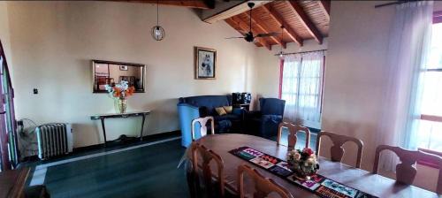 El Timbo Ski Chalet | CASA QUINTA LA ENCANTADA