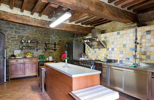 Pieve di Chio Villa | Casa Quintieri - Eight Bedroom Villa, Sleeps 16