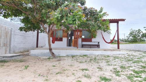 Aquiraz House | Casa Rústica em Condomínio com Piscina