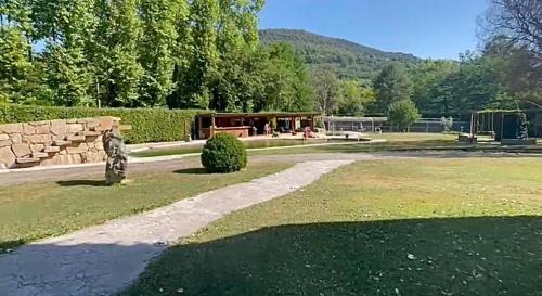 Olot House | casa rústica