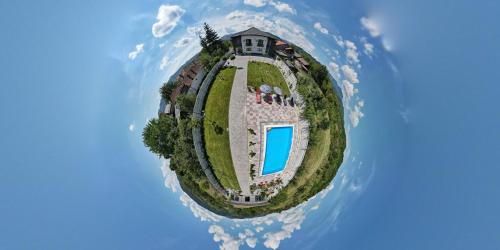 Jiblea Veche House | CASA RARES & KARINA