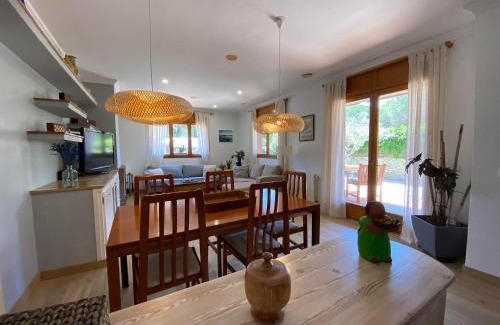 Mont-Ras House | Casa RAS