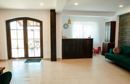 Cristian House | Casa Iarina