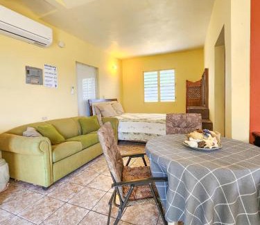 Culebra House | Casa Robinson Guest House
