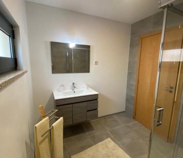 Rio Caldo House | Casa Rodrigues
