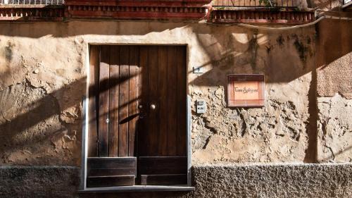 Iglesias Historic Centre Apartment | Casa Rodriguez - Iglesias