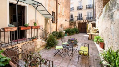 Iglesias Historic Centre Apartment | Casa Rodriguez - Iglesias