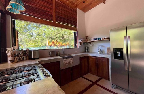 Cabuya House | Casa Romantica Cabuya