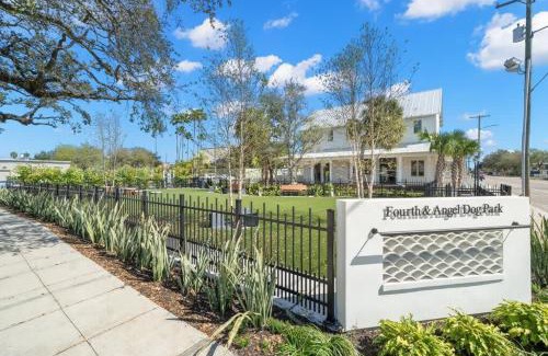 Historic Ybor Apartment | Casa Romeo - Luxury Ybor Apt, Steps to 7th Ave