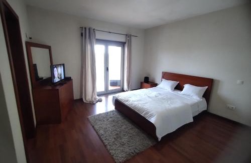 Calvao House | Casa Rosa