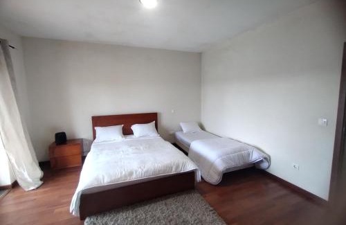 Calvao House | Casa Rosa rua do janga n 22