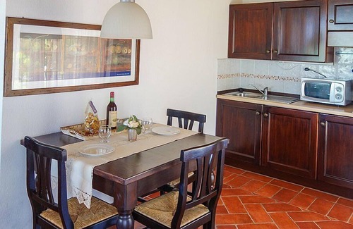 Monterotondo Marittimo House | Casa Ruta A: A characteristic and welcoming apartment surrounded by the greenery, with Free WI-FI.