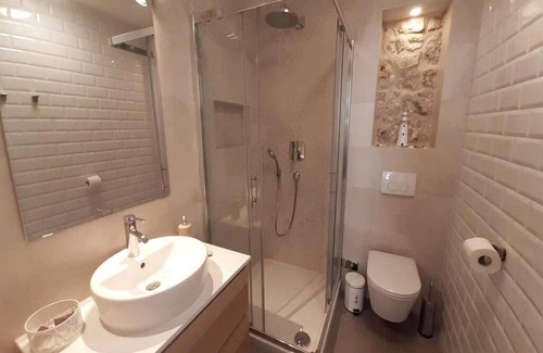Vis House | Casa Ruben