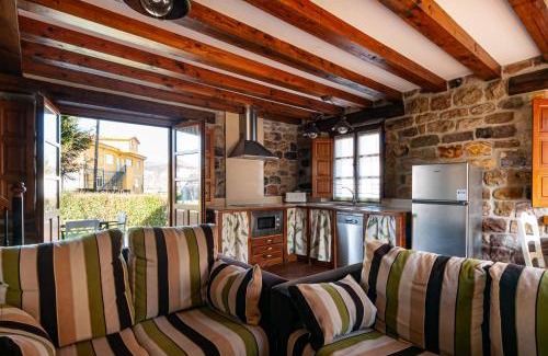 Villanueva de la Pena Ski Chalet | Casa Rural Ángela 1