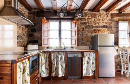 Villanueva de la Pena Ski Chalet | Casa Rural Ángela 1