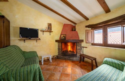 Laroya House | Casa Rural Albaida