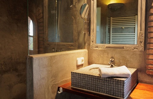 Llica d'Amunt Hotel | Casa Rural Can Caponet