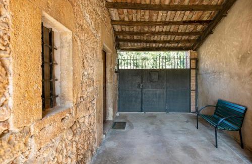 Serinya House | Casa rural, Can Cirera