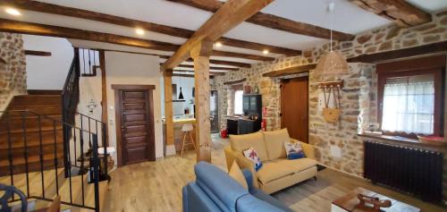 Los Barrios de Luna House | Casa Rural Carmen Luna