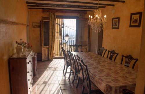 Peralta de Calasanz House | Casa rural Casaplana, hasta 23pax, con piscina, Zona Prepirineo aragonés