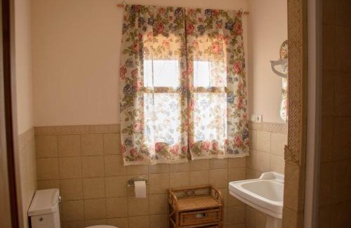 Peralta de Calasanz House | Casa rural Casaplana, hasta 23pax, con piscina, Zona Prepirineo aragonés