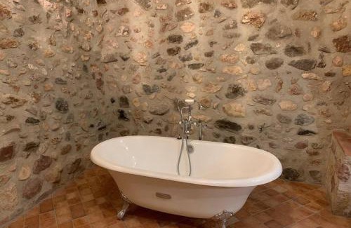 Mont-roig del Camp House | Casa Rural con Jacuzzi en casco antiguo, Tarragona