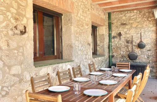 Vilamacolum House | Casa Rural en el corazón del Empordà