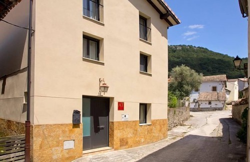 San Martin de de Amsscoa Cottage | Casa Rural Gailupa for 8-10 people