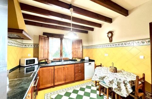 Argueso House | Casa rural LA CEÑA