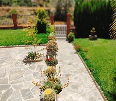 Orgiva House | Casa Rural Las cuatro flores