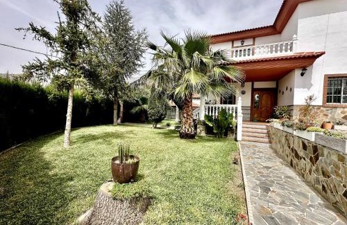 Orgiva House | Casa Rural Las cuatro flores