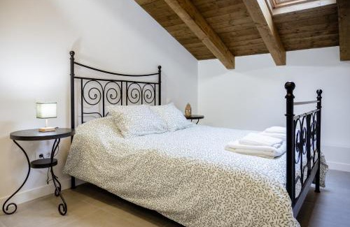 Hita House | Casa Rural Lucero