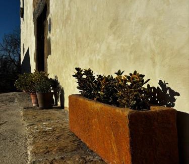 L'Esquirol House | Casa rural Mas Arimany