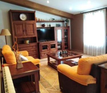 Broto Apartment | Casa Rural O´LIENO