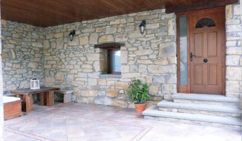 Morillo de Monclus House | Casa Rural Tejedor