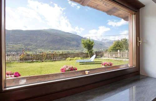 Montan-Angelin-Arensod Apartment | Casa Sabrina - Appartamento Blu